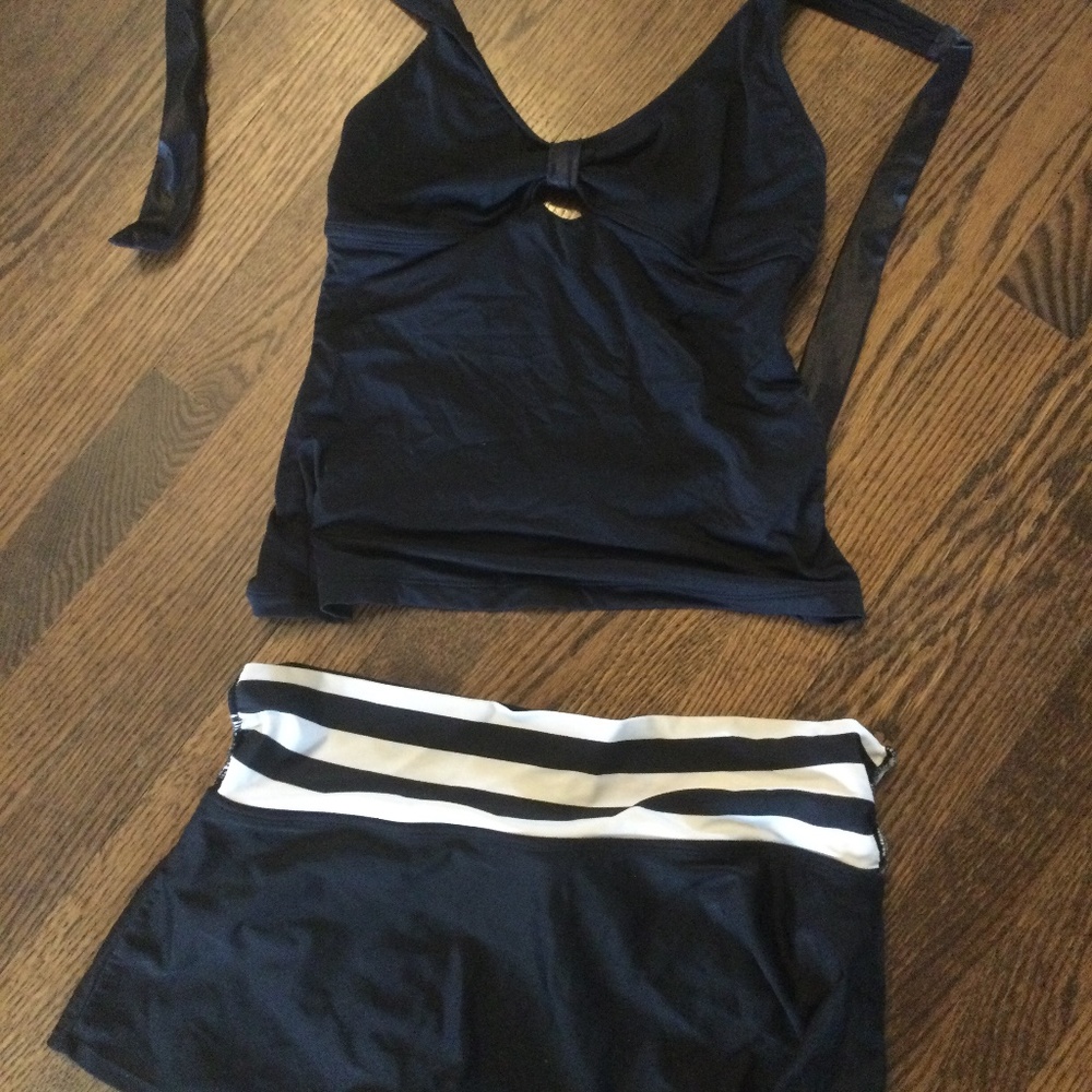 2 piece swim suit